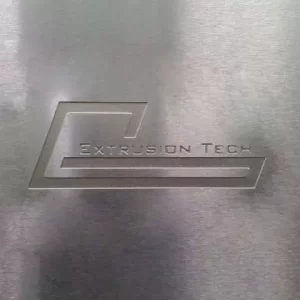 logo-extrusion-tech